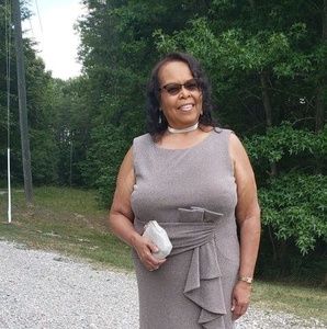 Meet your Posher, Lilly